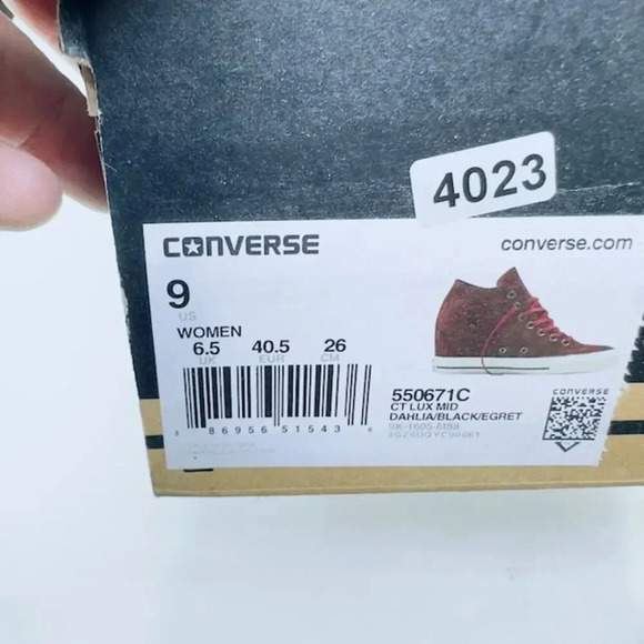 NEW Converse Shoes Chuck Taylor Lux Mid-Top Platform Suede 560671C Red Womens 9 - Picture 3 of 10